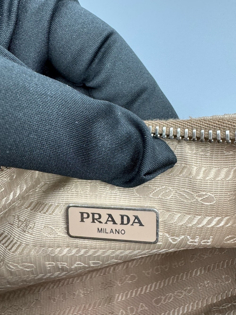 Prada Re-Edition 2005 Re-Nylon Triangular Enamel … - image 10