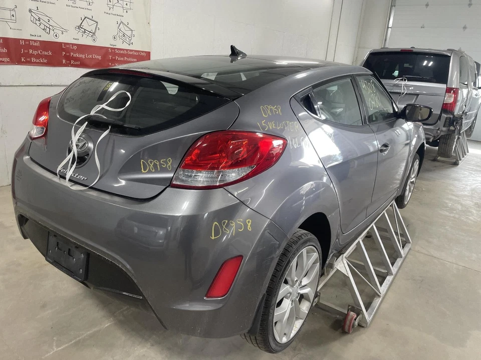 Medidor de velocímetro usado se adapta a: Hyundai Veloster Cluster 2015 MPH mercado de EE. UU. sin Sup Foto 4 de 4
