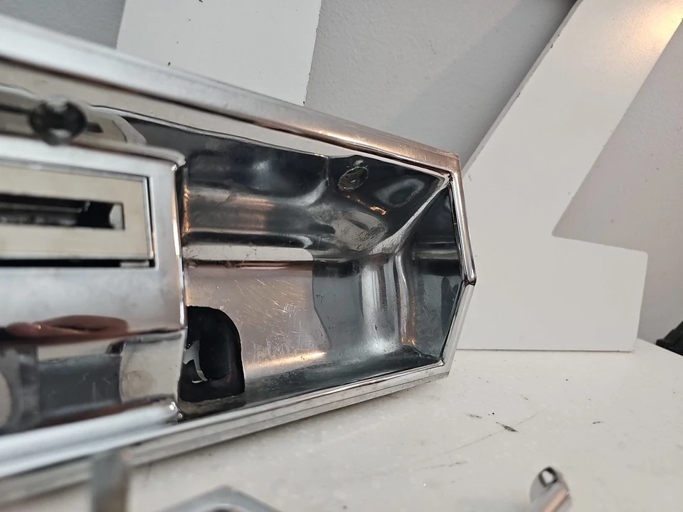 Conjunto de manija de puerta interior laterales LH Lincoln Town Car 81-89 OEM 1985 Foto 4 de 4