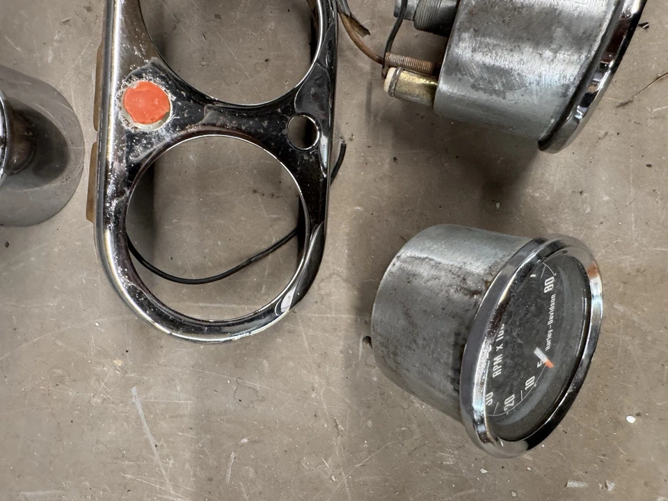 Harley Davidson 1970-1973 cabeza de pala velocímetro calibre carcasa velocímetro cabeza de hierro OEM Foto 4 de 4
