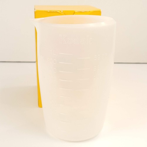 Vintage Kodak Darkroom Graduate 1 Quart (32 Oz) Measuring Cup CAT 147 7314 - Picture 8 of 17