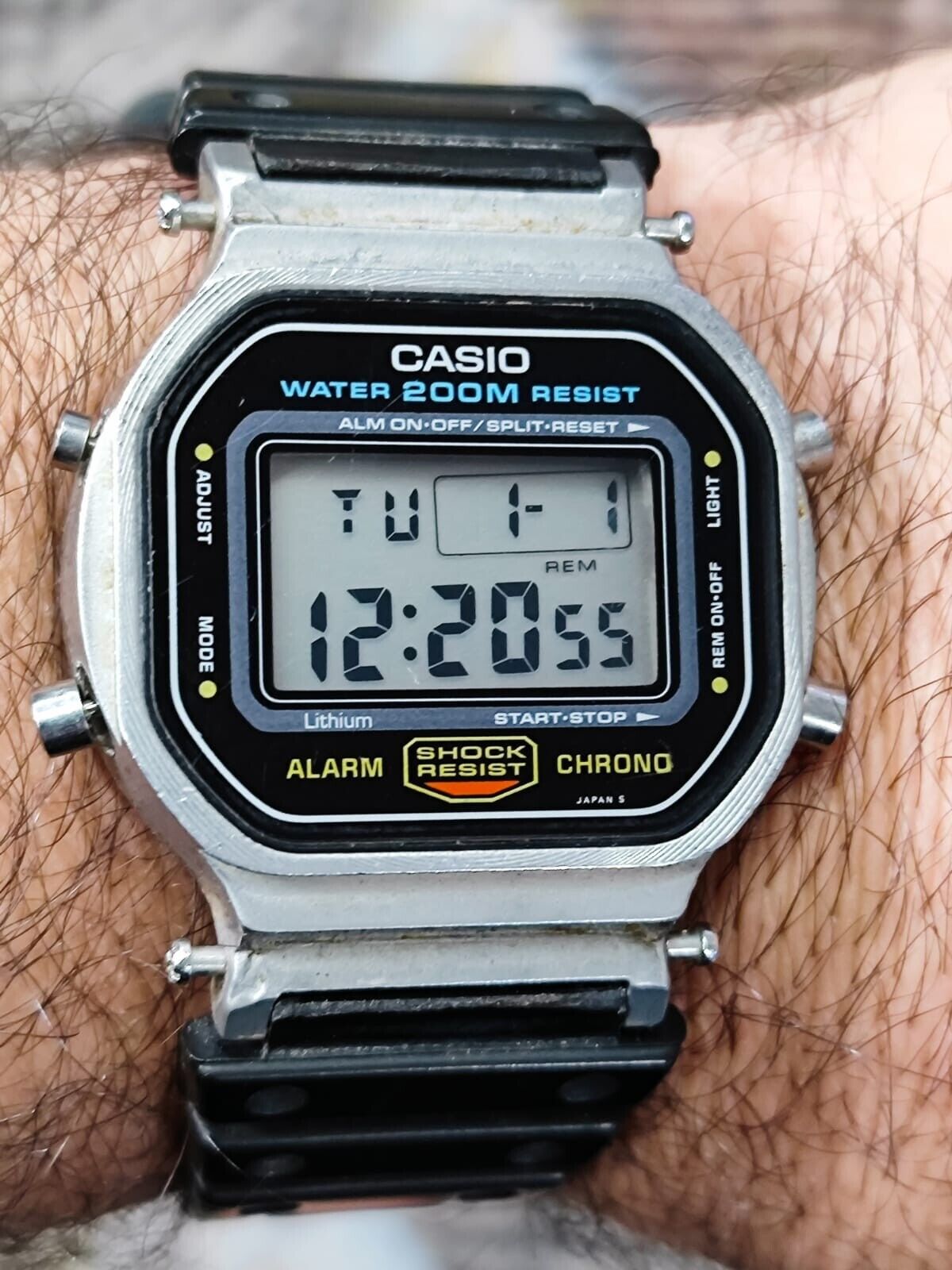 Vintage 1990 Casio G-Shock DW-5600 mod 691 Japan in Working 