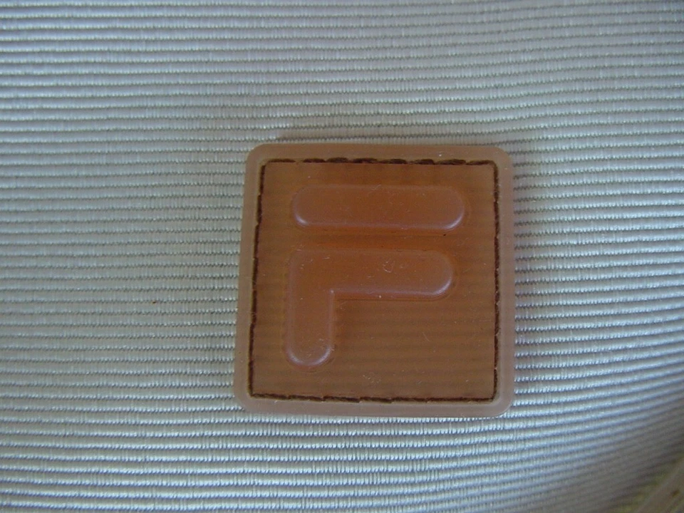 NUEVO CON ETIQUETAS - BOLSO MENSAJERO FILA PEARL Foto 2 de 4