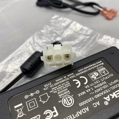 NEUF VÉRITABLE AC Adaptateur TEKA-TC120150US 12V 1.5A - SYLVANIA