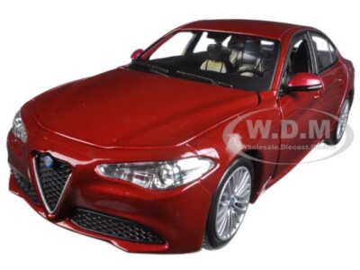 2016 ALFA ROMEO GIULIA BURGUNDY 1/24 DIECAST MODEL CAR BY BBURAGO 21080