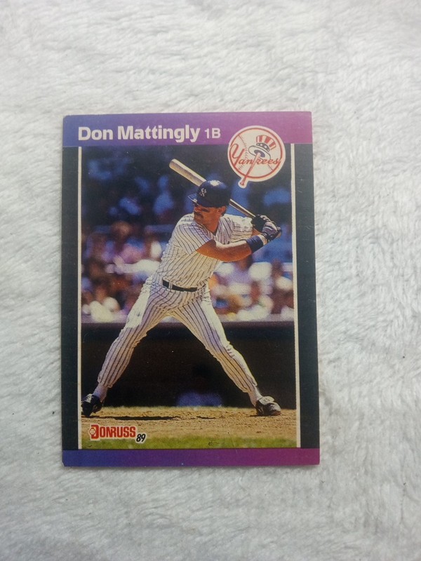 1989 Donruss - Don Mattingly #74 *Denotes on Back
