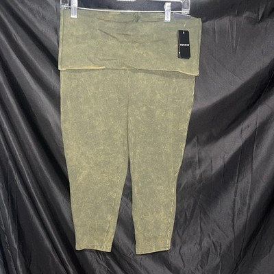 Torrid Women s Fold over Plus Size Pants Size 1x NWT