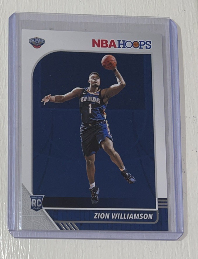2019-20 Panini NBA Hoops - Zion Williamson #258 Red Back (RC)