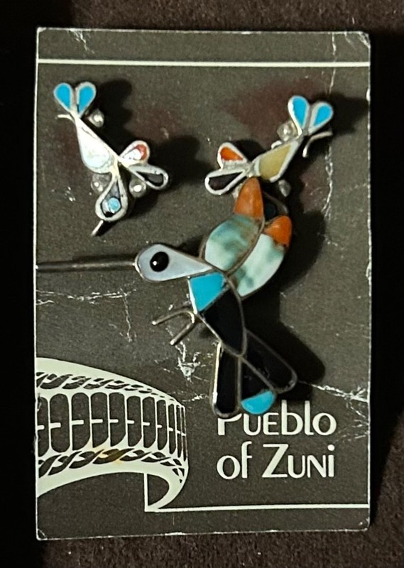 Pueblo of Zuni Multicolored Stone Hummingbird Sterling Silver Pin & Earrings Set