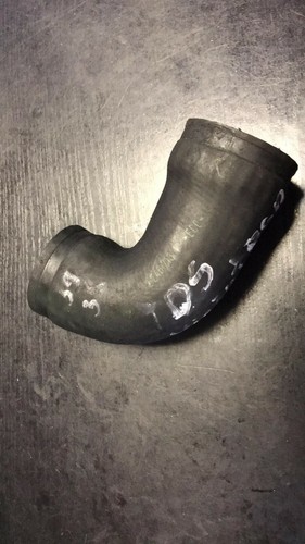 BMW 5 (E39) Diesel Ladeluftkühler Schlauch Rohr 2246713