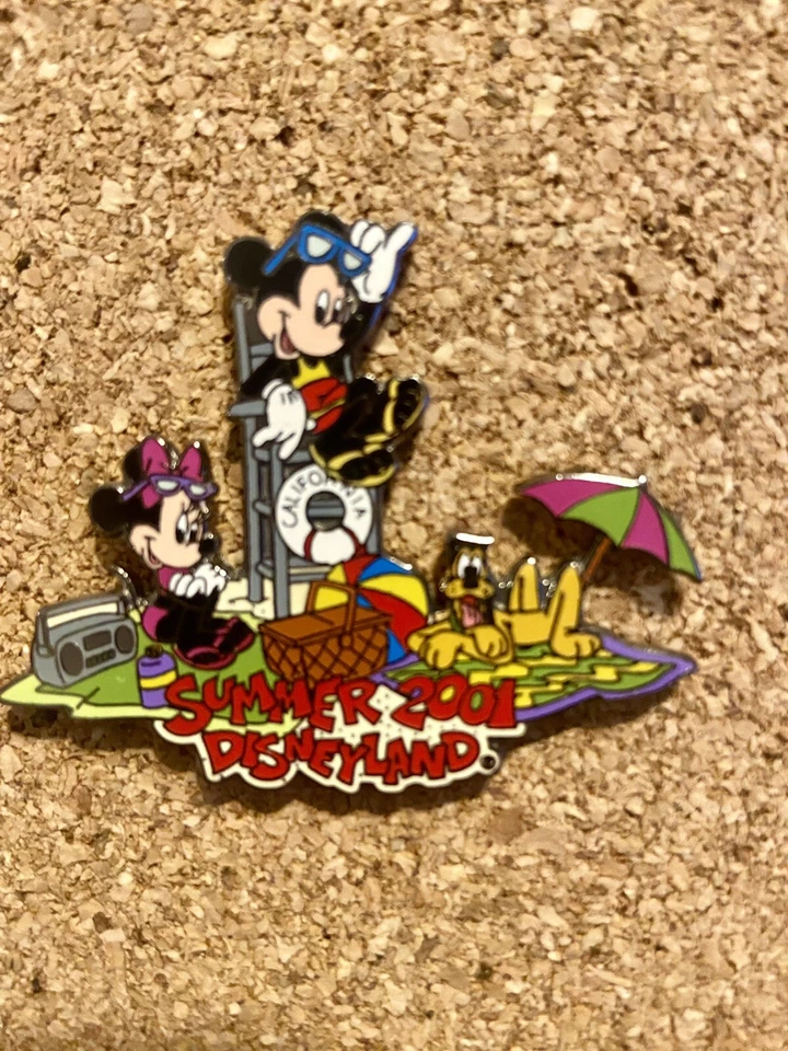 Lote de 5 prendedores de surf Disney verano 2001 LE 3600 DE COLECCIÓN Mickey Goofy Donald raros Foto 2 de 4