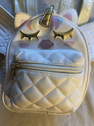 Borsa nuova con etichette Luv Betsey Johnson trapuntata unicorno ali di gatto micro mini zaino borsa - Foto 2 di 22