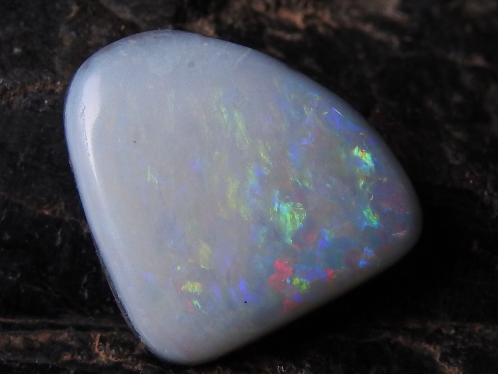 Australian Opal Multi Fire Smooth Fancy Shape Cabochon 16X13X4MM Approx