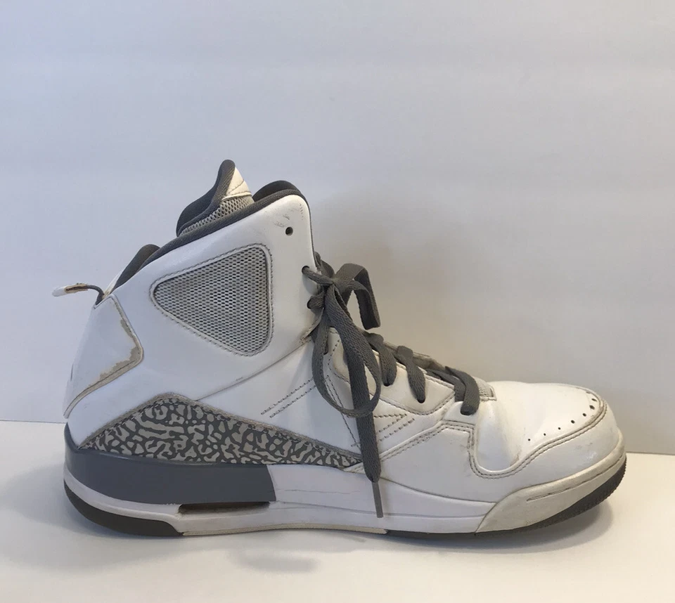 Zapatillas deportivas de baloncesto Air Jordan SC-3 Premium Flight 641444-100 para hombre talla 10 Foto 3 de 4