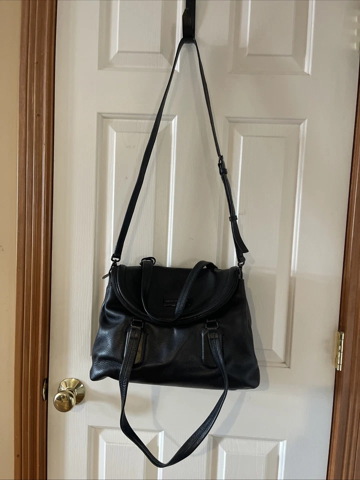 Cartera de hombro MARC BY MARC JACOBS - Cartera de cuero negra de Silicon Valley  Foto 3 de 4