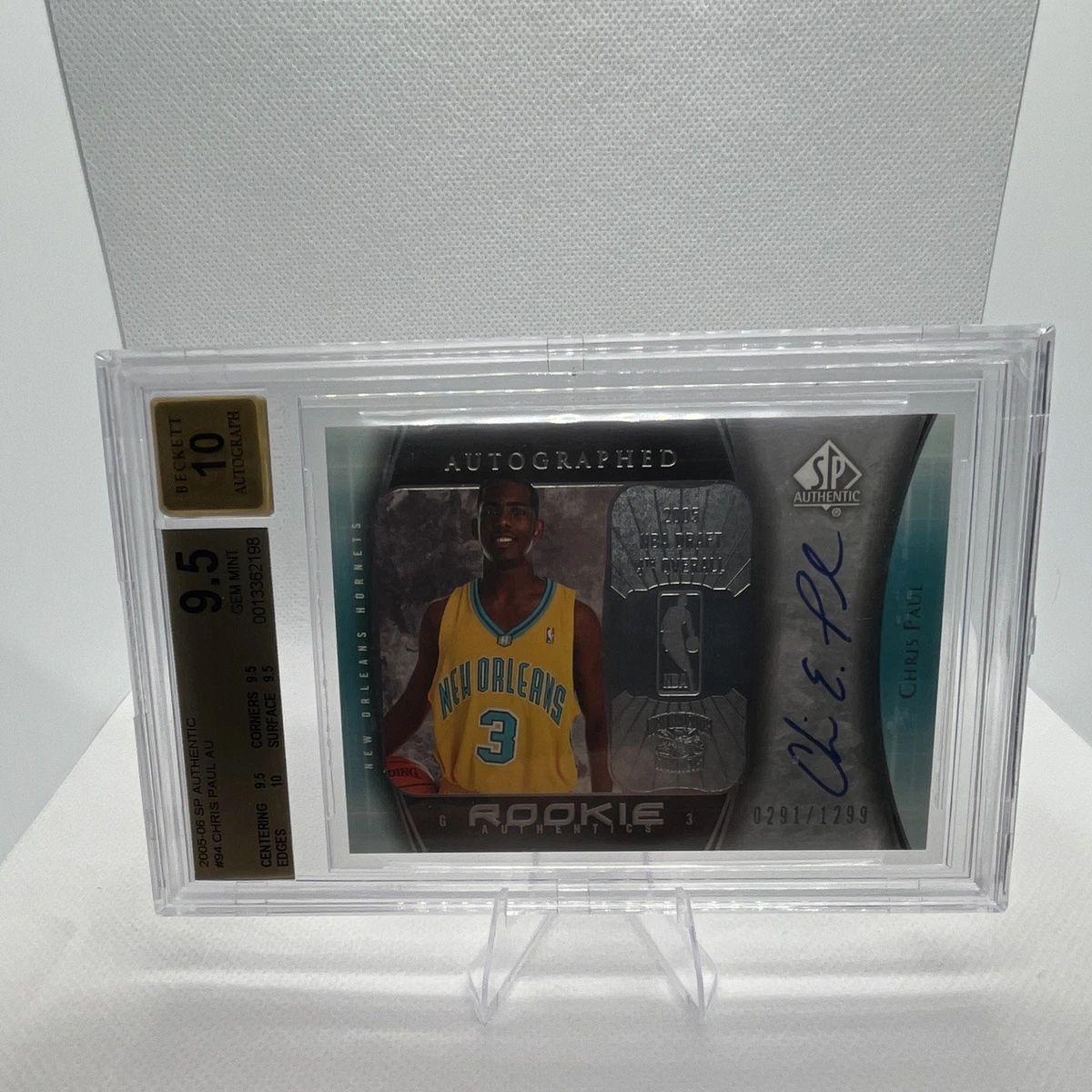 Upper Deck Chris Paul Basketball Autographed Sports Trading Cards