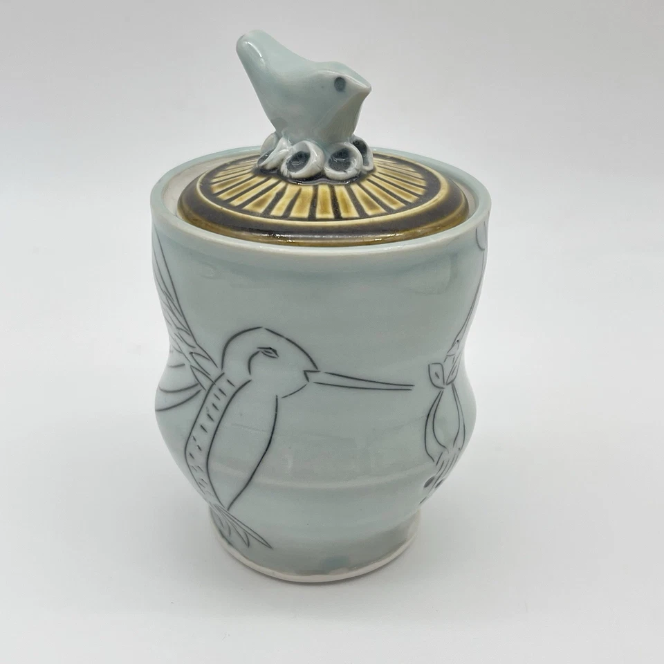 Julie Wiggins Cerámica Azúcar Baratija Plato Colibrí Pájaro Azul Acabado Estudio Arte Foto 4 de 4