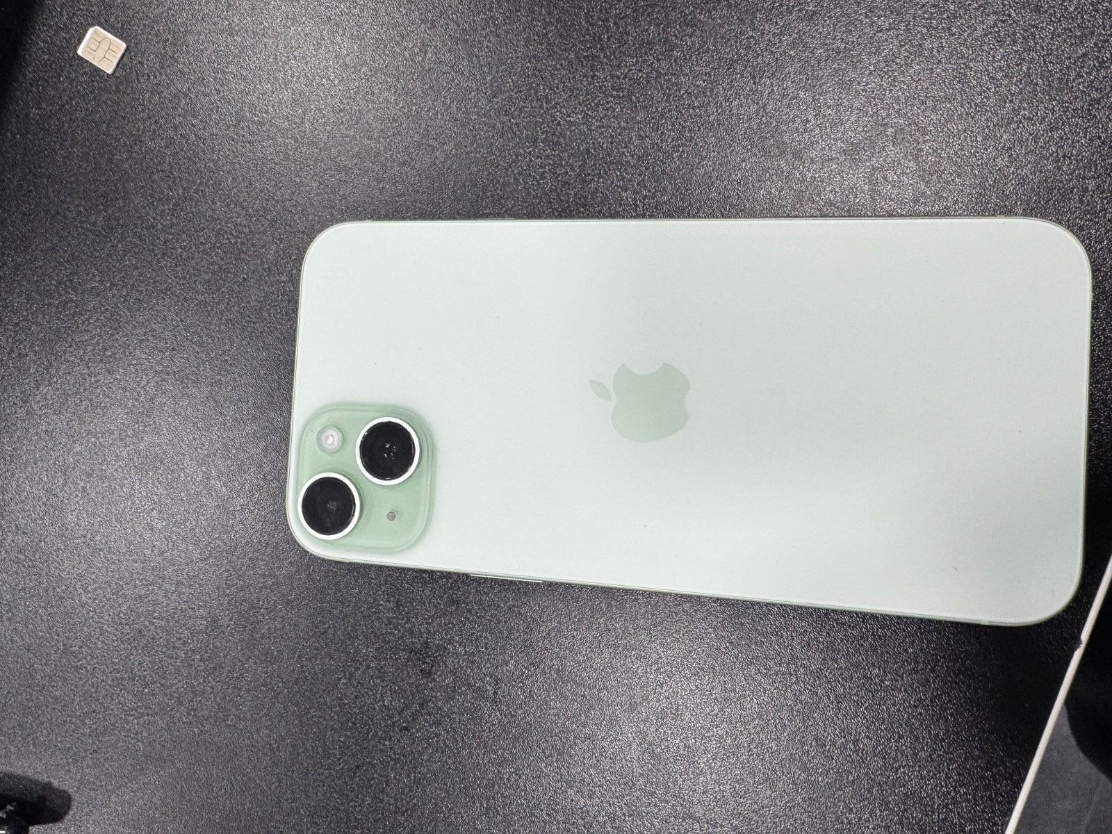 Apple iPhone 15 Plus - 128GB - Green (Unlocked)