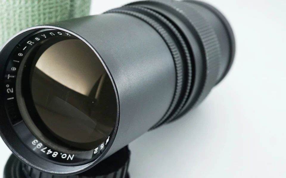 Compact Raynox Tele-Raynox 200mm F4.5 with T Mount and M42 - Image 3 of 4