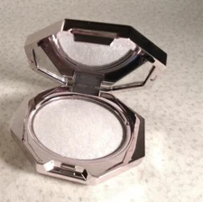 Fenty Beauty Diamond Bomb All Over Diamond Veil HOW MANY CARATS?! 0.09oz TRAVEL