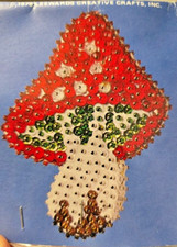 LeeWards HOLIDAY MUSHROOM Vintage Sequin Bead Christmas Ornament KIT Pretty 