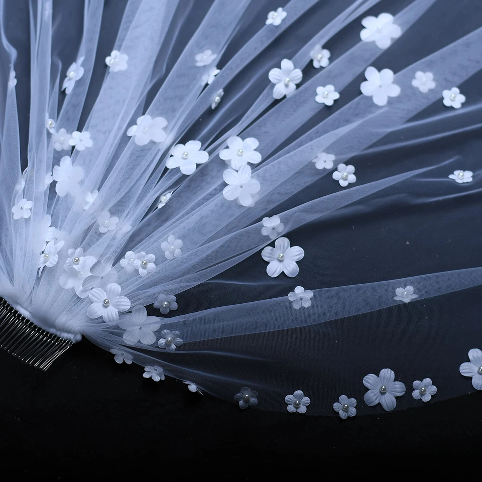 30in Short Wedding Veil 3D Flowers Communion Wreath for Girls Mini Bridal Veils - Image 4 of 4