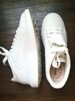 Pre-owned Lightly worn Wms 'New Endostar' Fashion Sneakers Size 11.5/42eu White