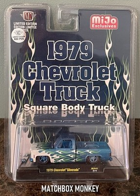 1979 Chevy Silverado w/ Flames Blue Chrome CHASE M2 Machines RARE MJS42 READ!!
