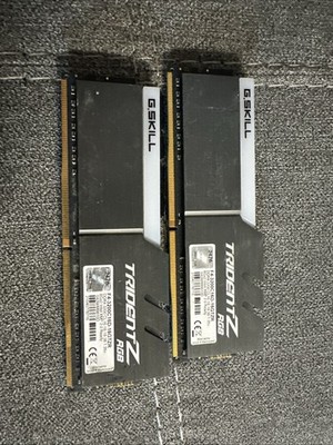 16GB G.SKILL Trident Z 3200MHz