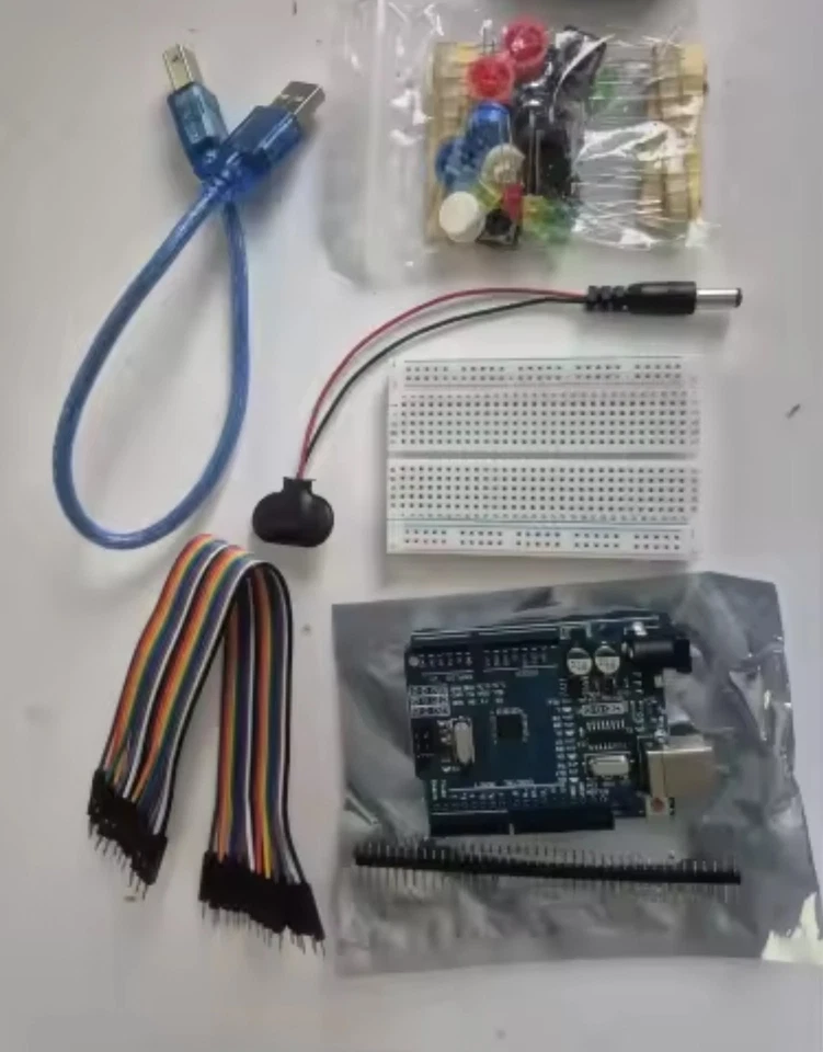 Kit Arduino UNO R3 12-in-1 - Starter Kit Programmabile Breadboard, LED, Sensori, - Immagine 2 di 3