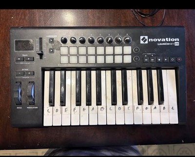Novation Launchkey Mini MK2 (Tested) No Cord