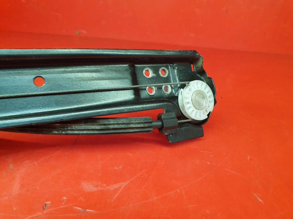 REGULADOR VENTANA SEAT IBIZA + MOTOR LADO PASAJERO DELANTERO LADO CERCANO LH 2015 3 PUERTAS Foto 3 de 4