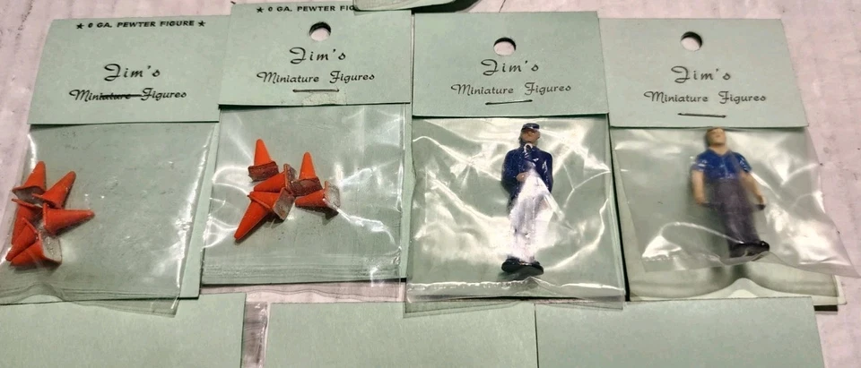 Jim's Miniature Figures O Scale Figures Set (8 Packages) - Image 3 of 4