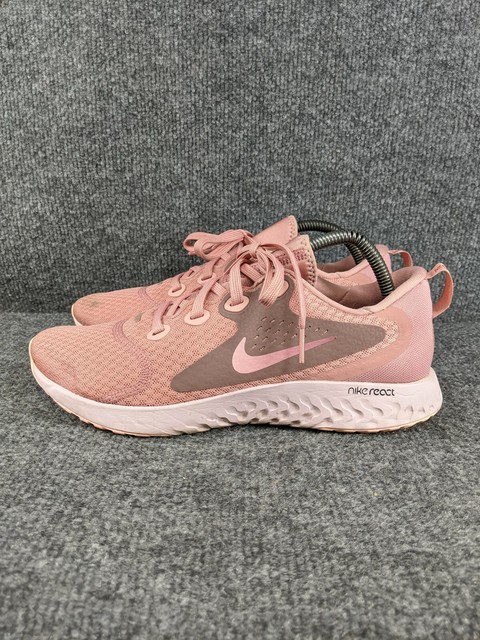 nike legend react pink
