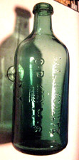 CARL H. SCHULTZ C-P-M-S CENTRAL PARK MINERAL SPRING VICHY MINIRAL WATER BOTTLE