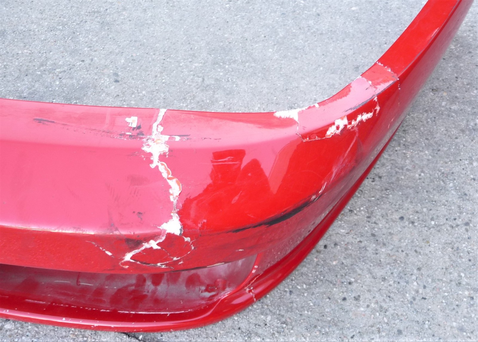 1987 1990 Ferrari Testarossa Front Bumper Cover 61532100 Damaged, OEM OE