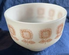 Mid Century Vintage Federal Glass Milk Glass Sunflower 1 1/2 Qt. Round Bowl