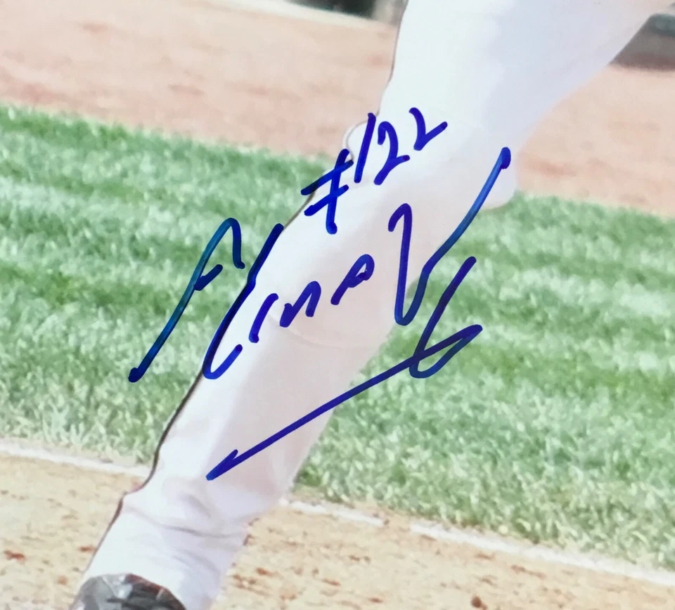 Foto autógrafa firmada por Adeiny Hechavarría MLB de béisbol NH Fishercats MiLB 11x14 Foto 2 de 2
