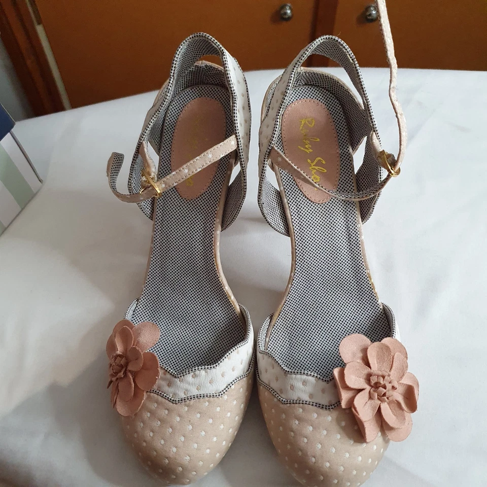 Ruby Shoo Heidi Beige Womens UK 8 Tan White Polka Dot Heels Pumps Flower - Image 3 of 3