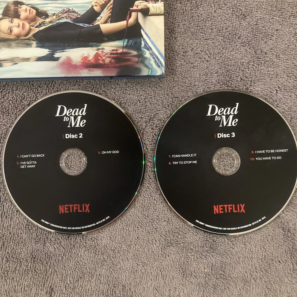 Dead To Me - Complete Season 1 - Netflix FYC DVD Screener Promo (2019) - Image 4 of 4