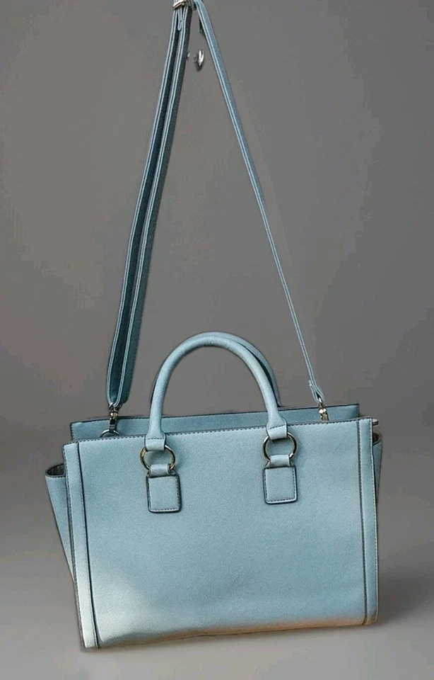 HERMOSA - NUEVA SIN ETIQUETAS - CARTERA GRANDE JUSTFAB AZUL CLARO/ASA SUPERIOR Foto 2 de 4