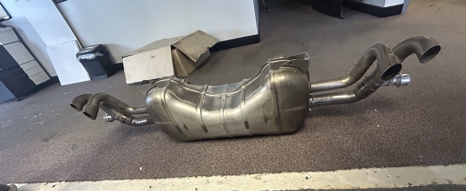 Factory Lamborghini Huracan Exhaust System Muffler OEM 2018 Coupe