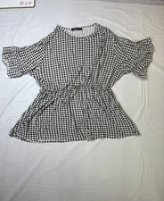 Womens Boohoo Black/white gingham short sleeeve blouse, babydoll, size 14
