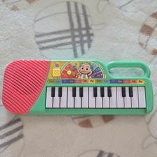 CoComelon First Act Musical Keyboard Piano Toy 23 keys multi color CMF0002 used