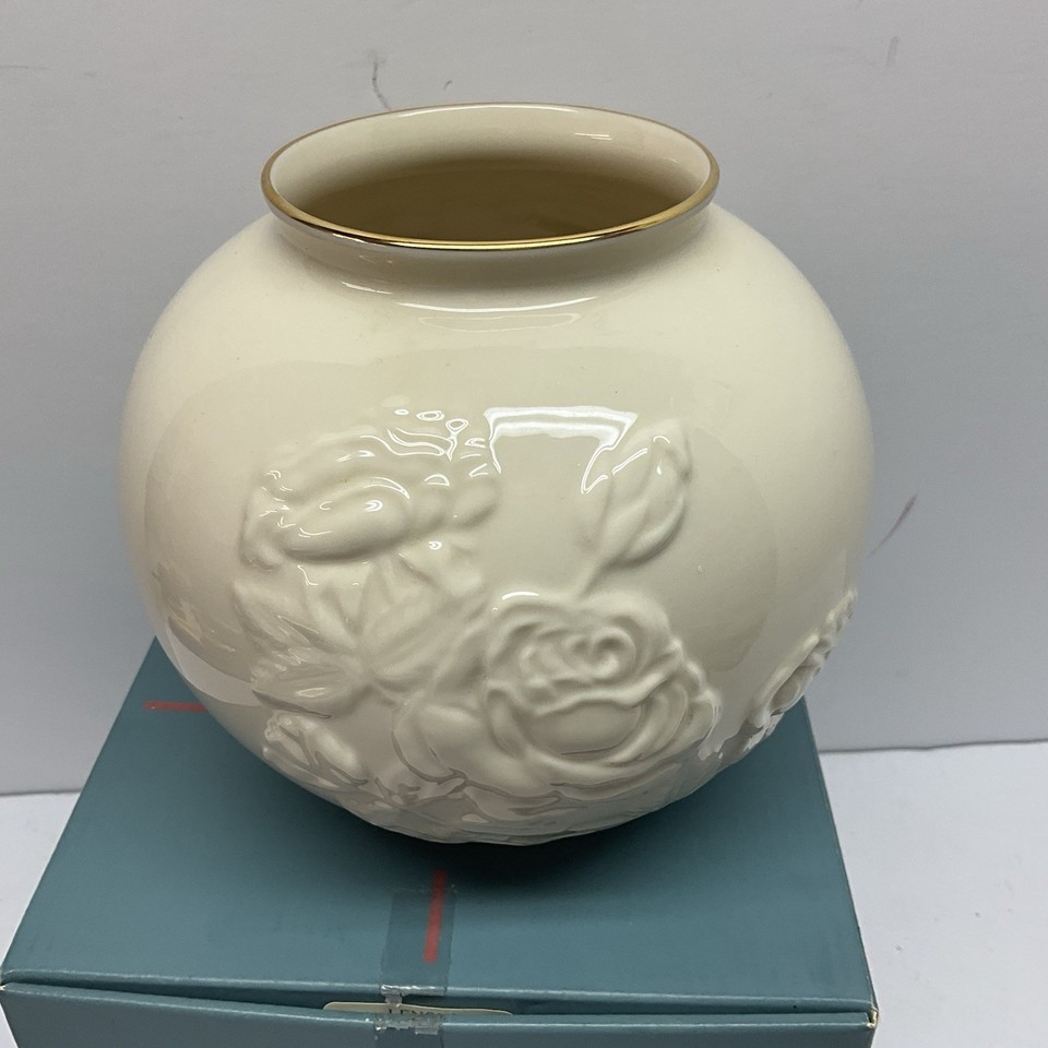 Vintage Lenox Vase Gold Trim Embossed Roses 5
