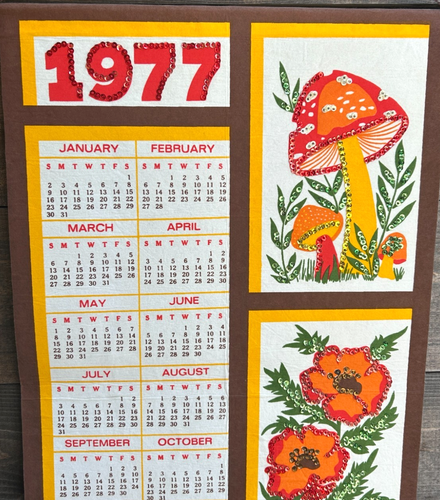 Calendrier rétro vintage 1977 champignon papillon fleurs paillettes feutre mural - Photo 2/3