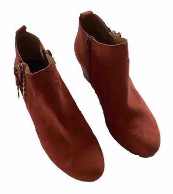 DV 8 Red Suede Ankle Booties, Side Zippers, Wedge Heel Size 8.5
