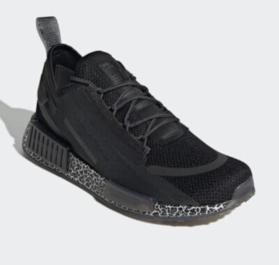 NWB Adidas Originals Men Size 11 NMD R1 Spectoo Black Grey 