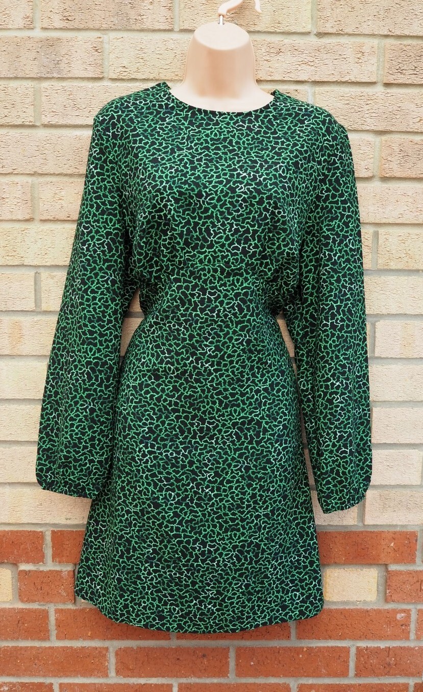 PRIMARK BLACK GREEN ABSTRACT PUFF LONG SLEEVE A LINE TEA CASUAL