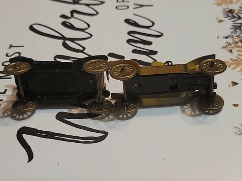Lot 1960 Tootsie Toy 1912 & 1907 Ford Model-T Classic Series - Picture 7 of 12